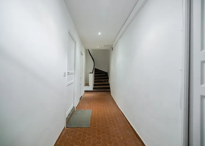 Matisse 100m Near The Sea - Happy Apartamento *