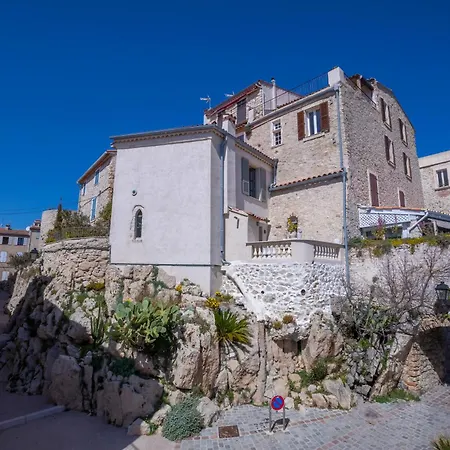 Daire Matisse 100m Near The Sea - Happy