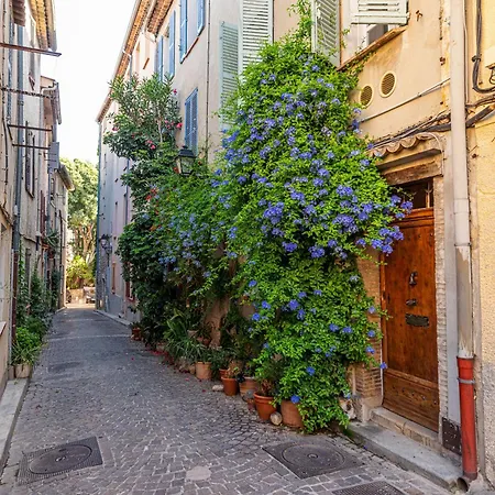 Apartament Matisse 100m Near The Sea - Happy *