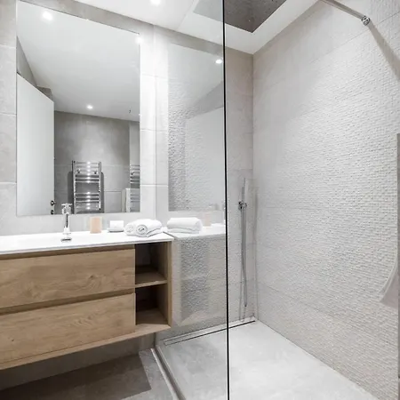 Matisse 100m Near The Sea - Happy * Antibes