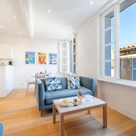 Apartment Matisse 100m Near The Sea - Happy *