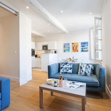 Apartament Matisse 100m Near The Sea - Happy